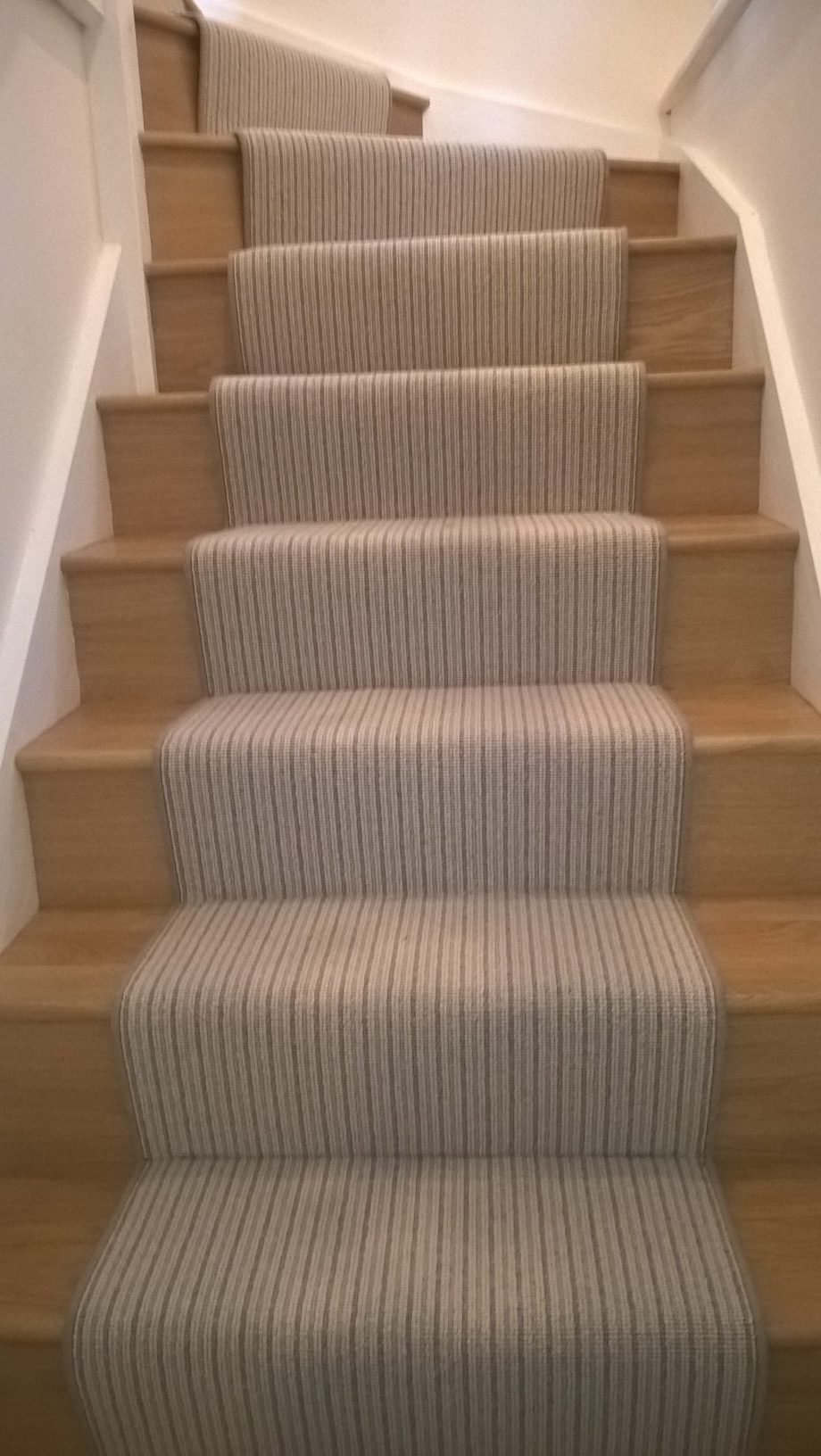 Carpet stair runner