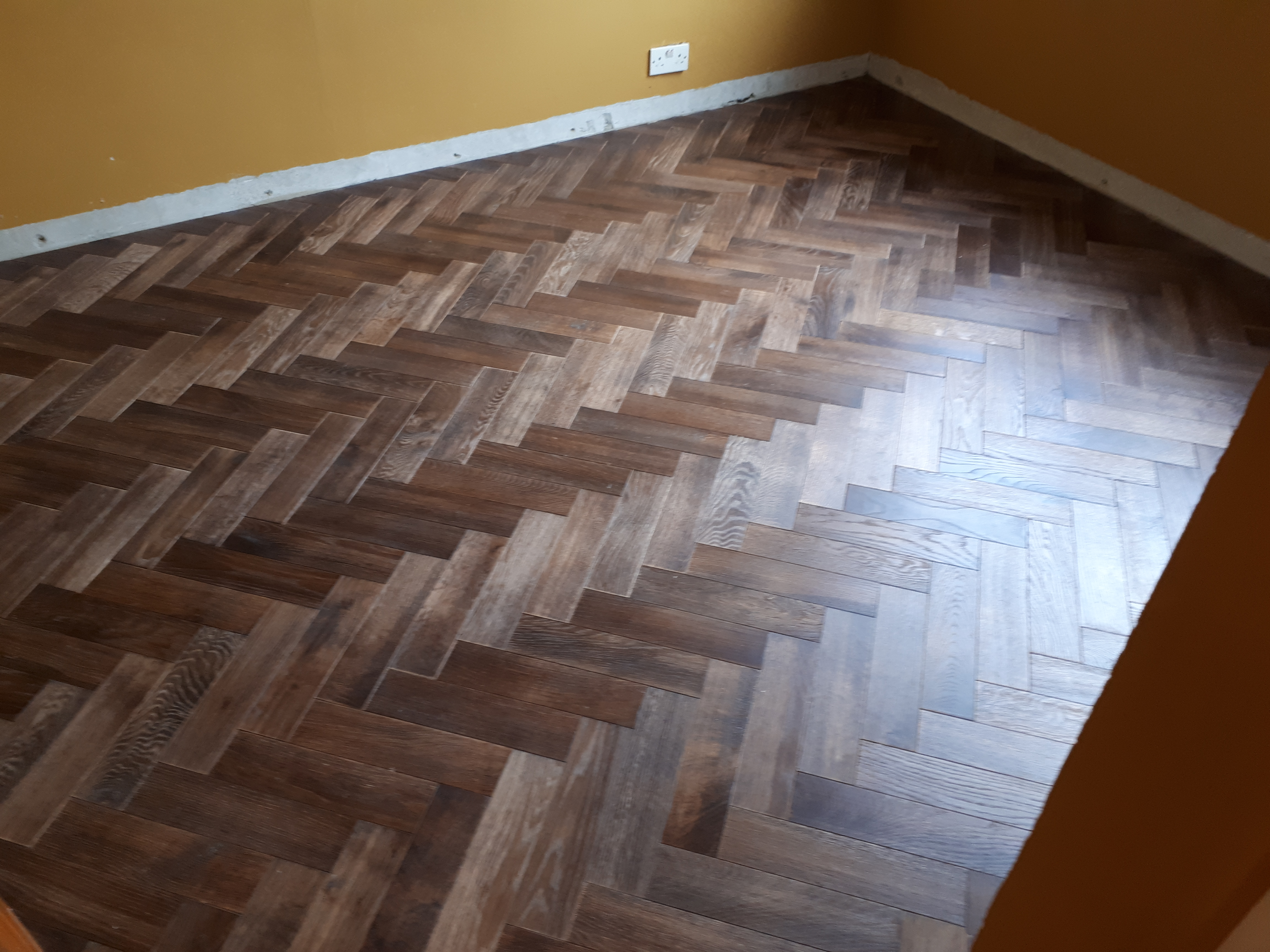 v4 herringbone wood block flooring